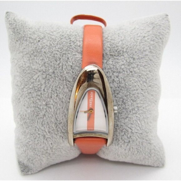 Women Titan FasTrack Quartz WR Analog 20mm Dial Causal Watch (F357) - Picture 1 of 11